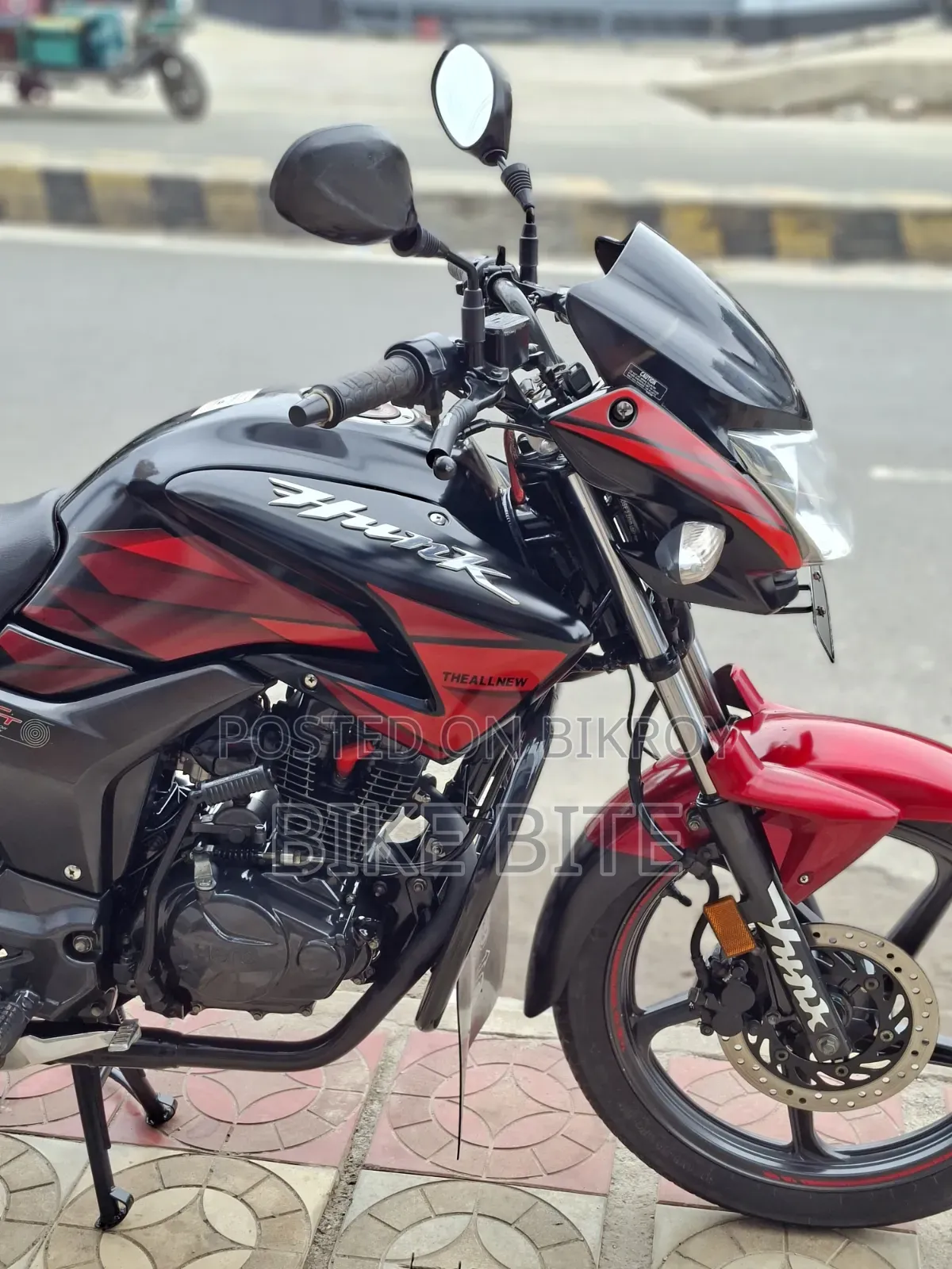 Hero Hunk 2022 Red