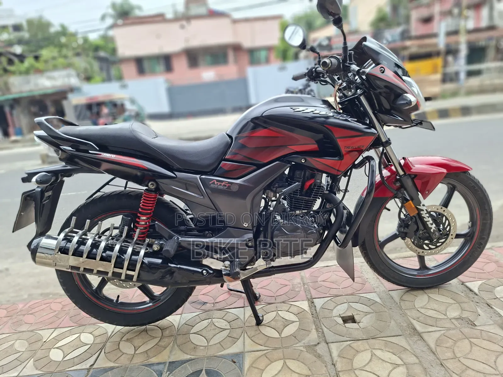 Hero Hunk 2022 Red