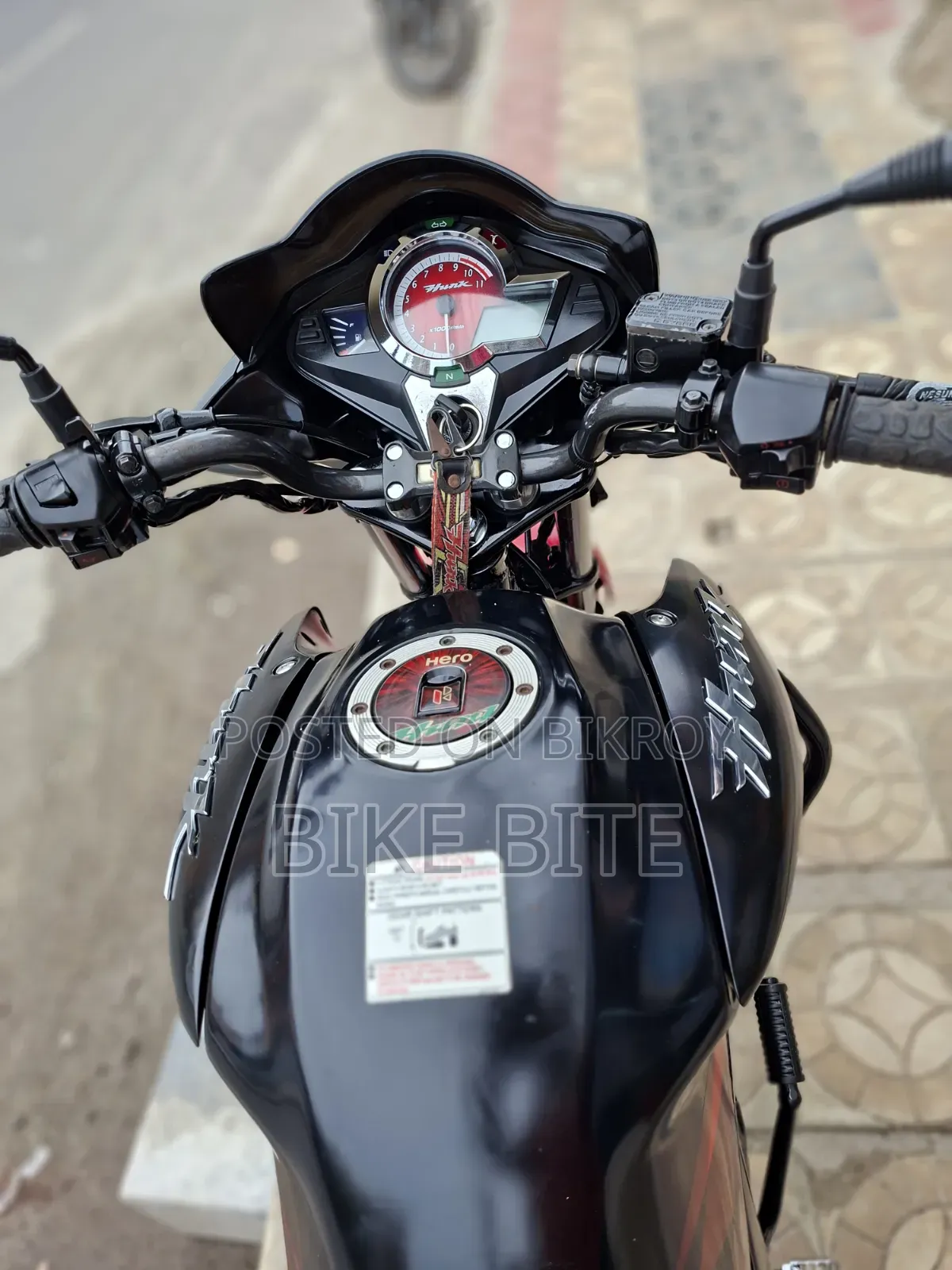 Hero Hunk 2022 Red