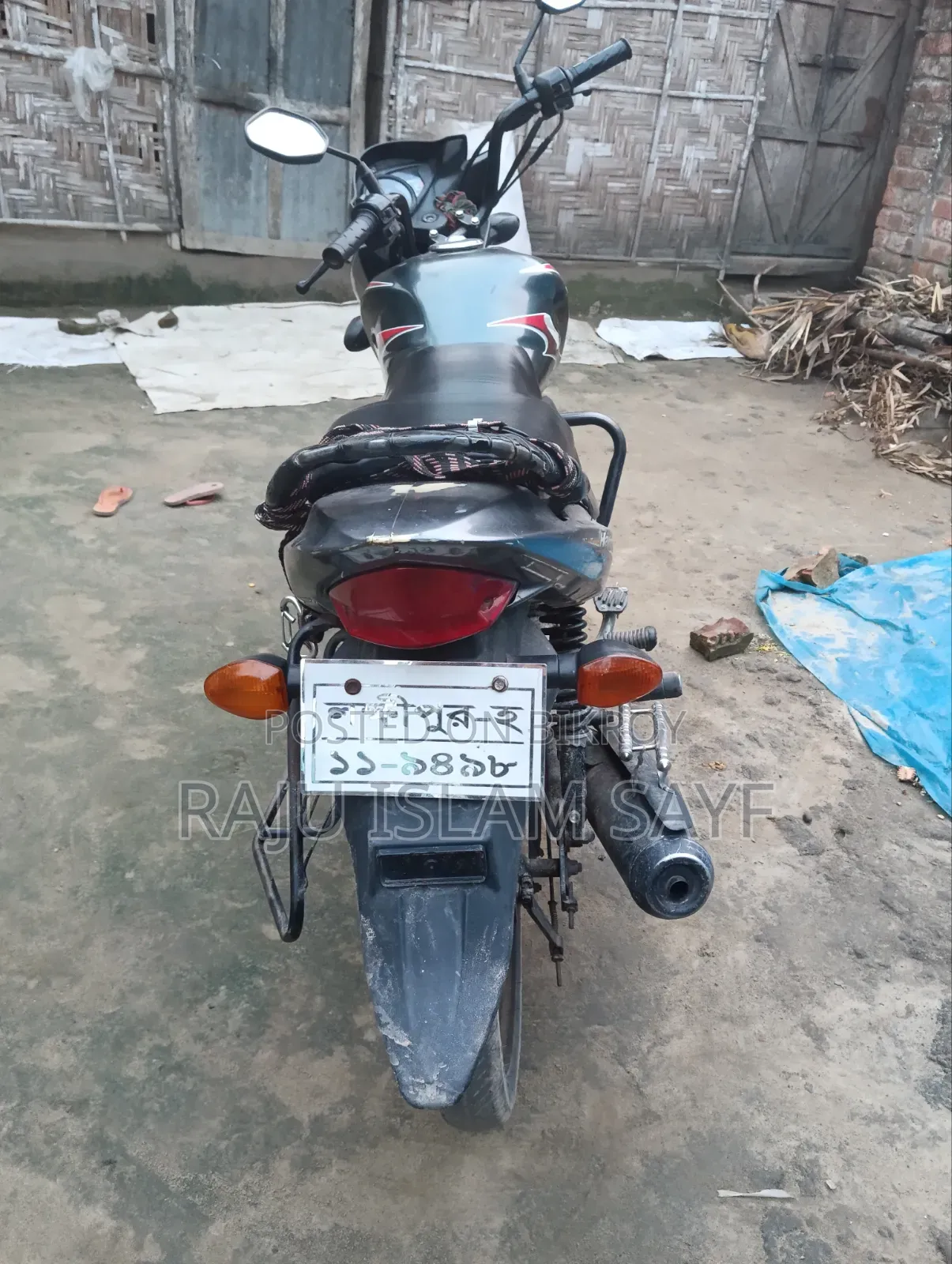 সুজুকি হায়াতে ২০১৮ গ্রে