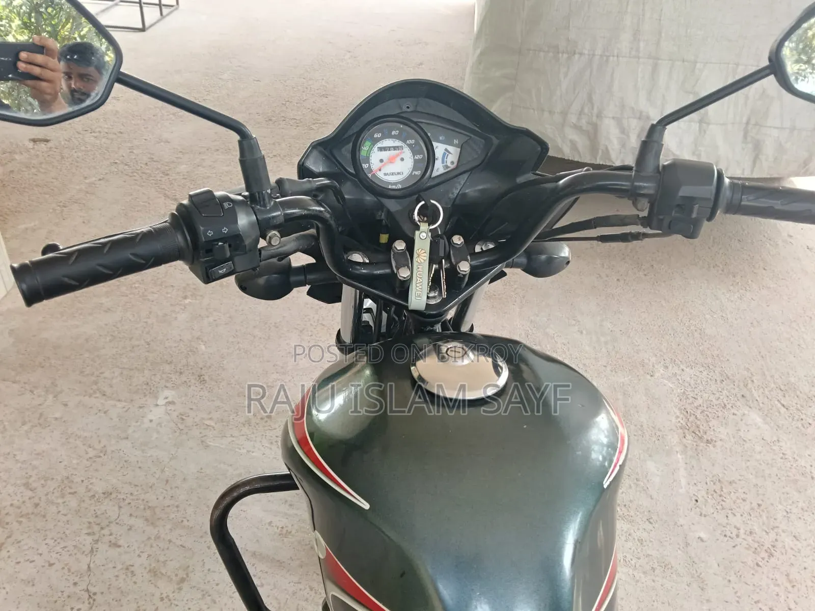 সুজুকি হায়াতে ২০১৮ গ্রে