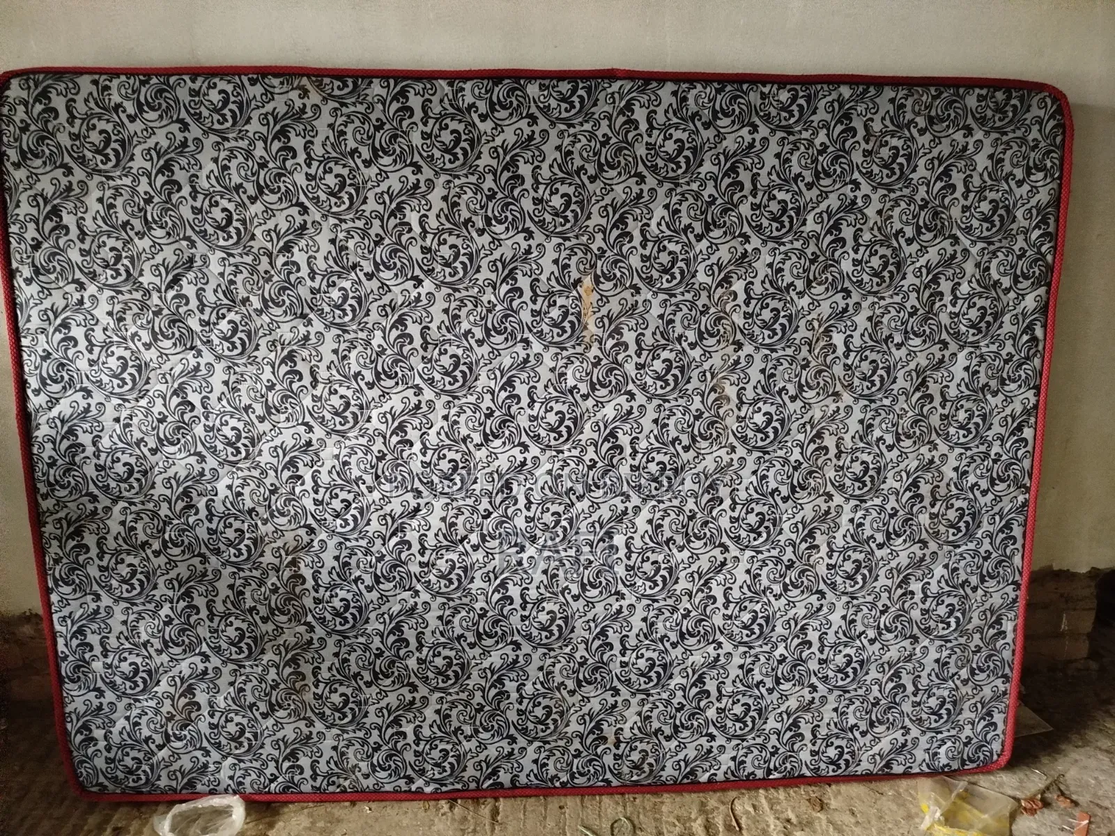 ম্যাট্রেস সেল