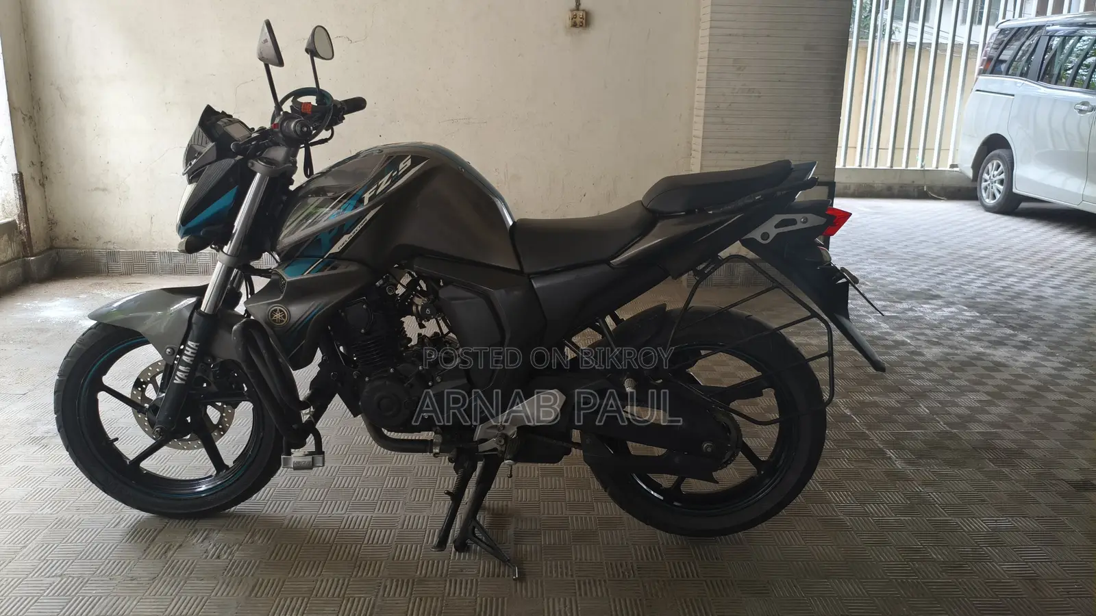Yamaha FZ 2017 গ্রে