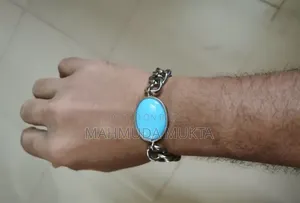 সালমান খান ব্রেসলেট