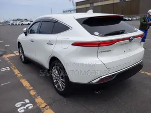 Toyota Harrier Hybrid Z 2021 Pearl