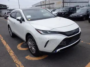 Toyota Harrier Hybrid Z 2021 Pearl