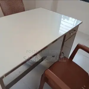 Study / Reading / Secretary Table
