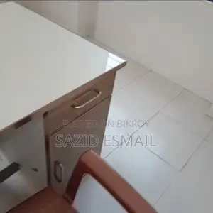 Study / Reading / Secretary Table