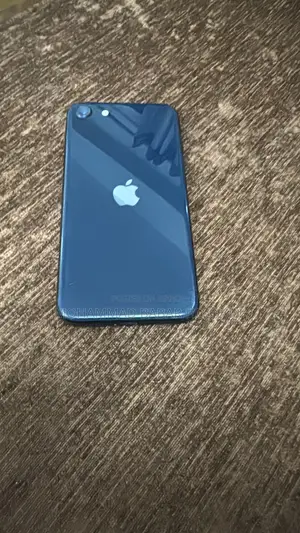 Apple iPhone SE (2022) 128 GB Black