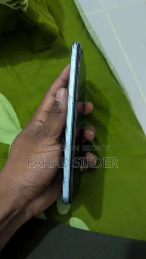 Vivo Y21 64 GB Blue