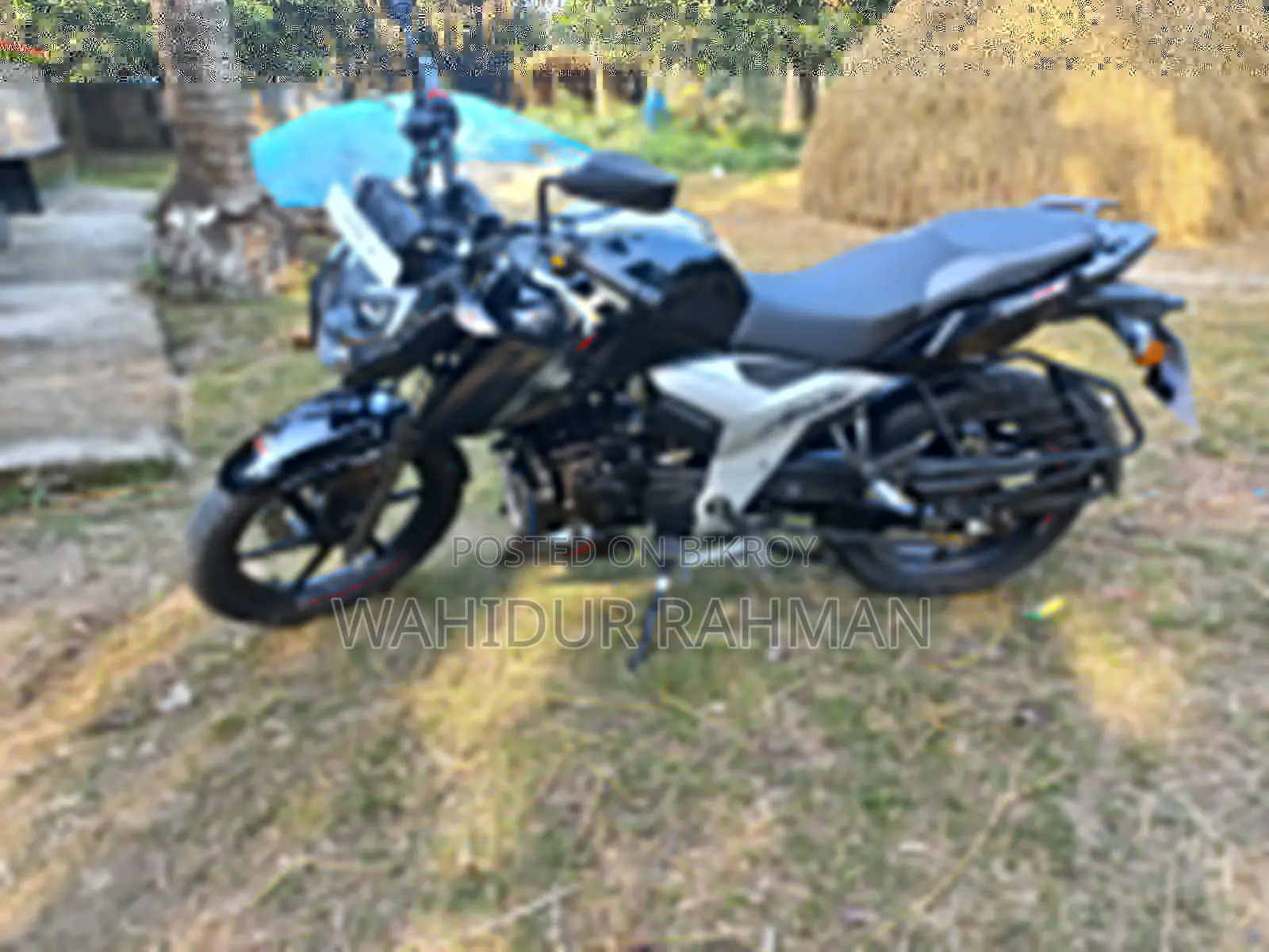TVS Apache 160 4V 2023 Black