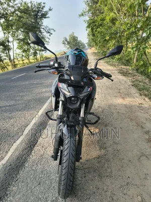 Bajaj Pulsar N160 2026 Black