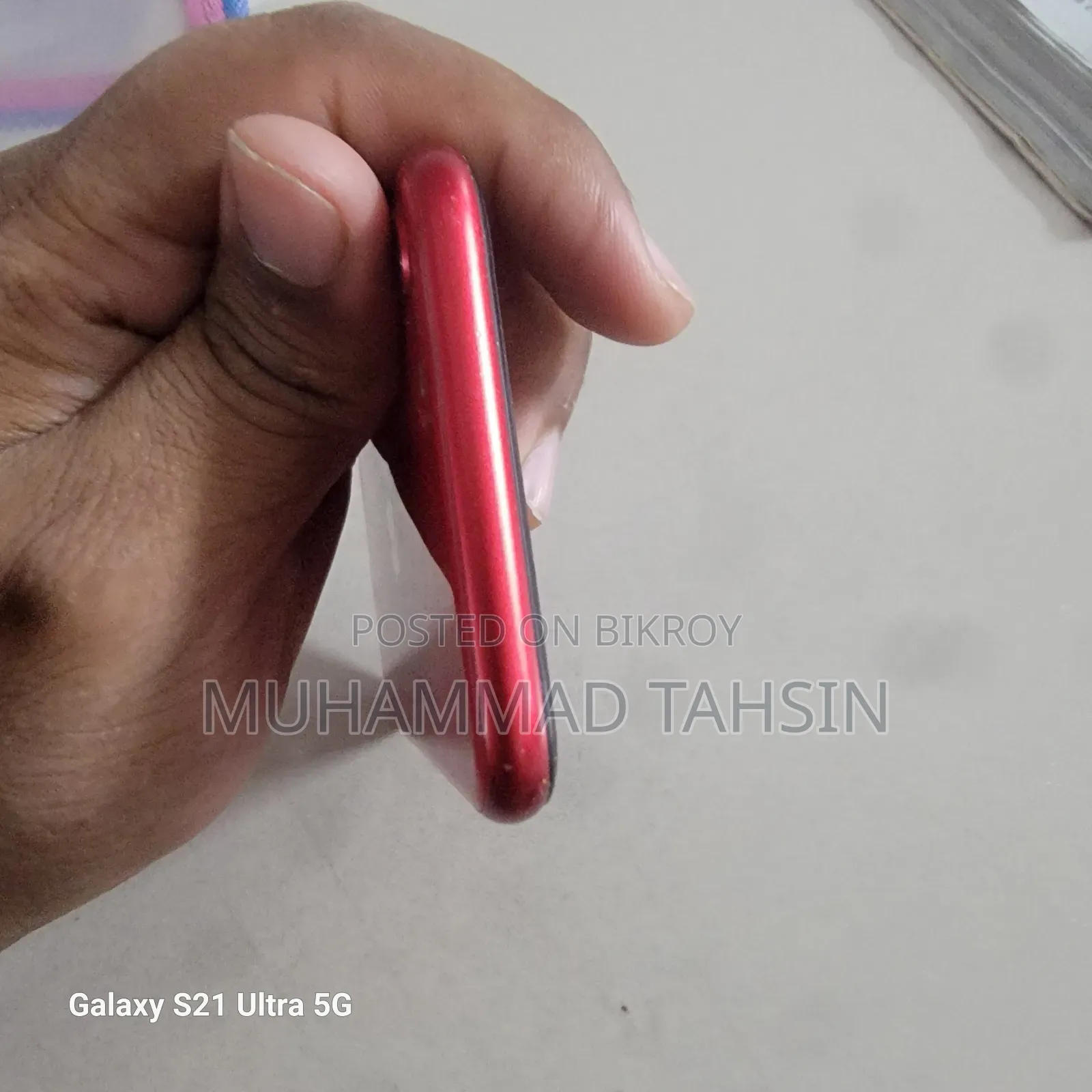 New Apple iPhone SE (2020) 128 GB Red