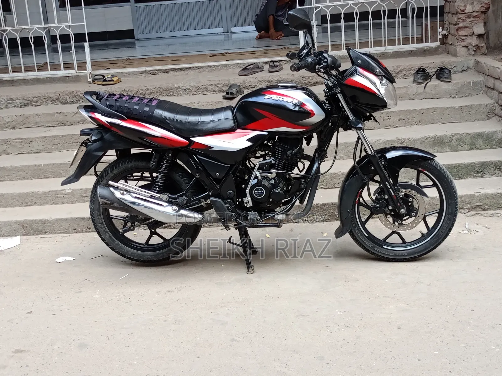 Bajaj Discover 125 2022 Black
