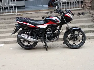 Bajaj Discover 125 2022 Black