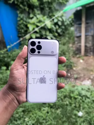 আইফোন ১২ প্রো থেকে ১৭ প্রো কনভার্টার স্টিকার