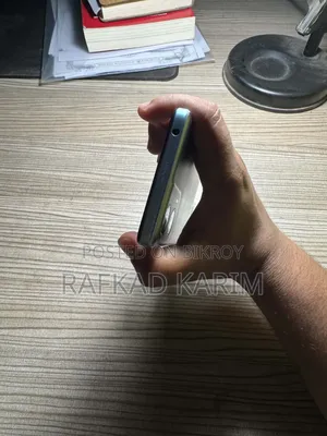 মটোরোলা মটো জি২৪ ১২৮ জিবি ব্লু