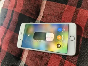 অ্যাপল আইফোন ৮ প্লাস ১২৮ জিবি সাদা