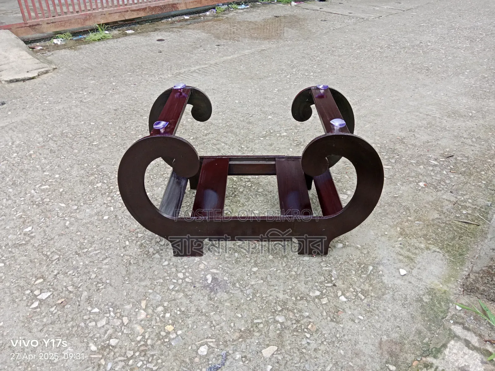 Jali Box Sofa Set 2/2/1 with Center Table