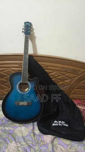 এই গিটার টি বিক্রি হবে
