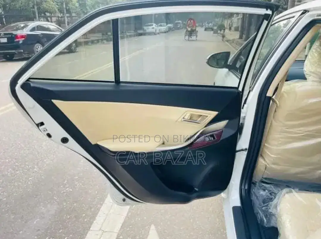 Toyota Premio 2020 Pearl