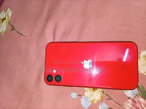 অ্যাপল আইফোন ১১ ৬৪ জিবি রেড
