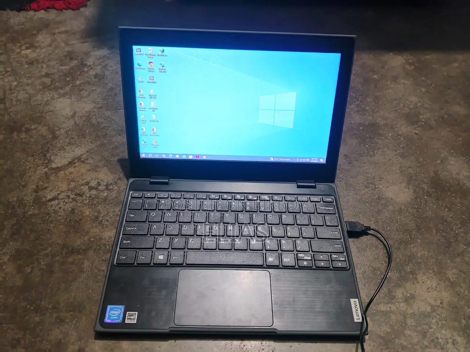 New Laptop Lenovo 4GB SSD 128GB