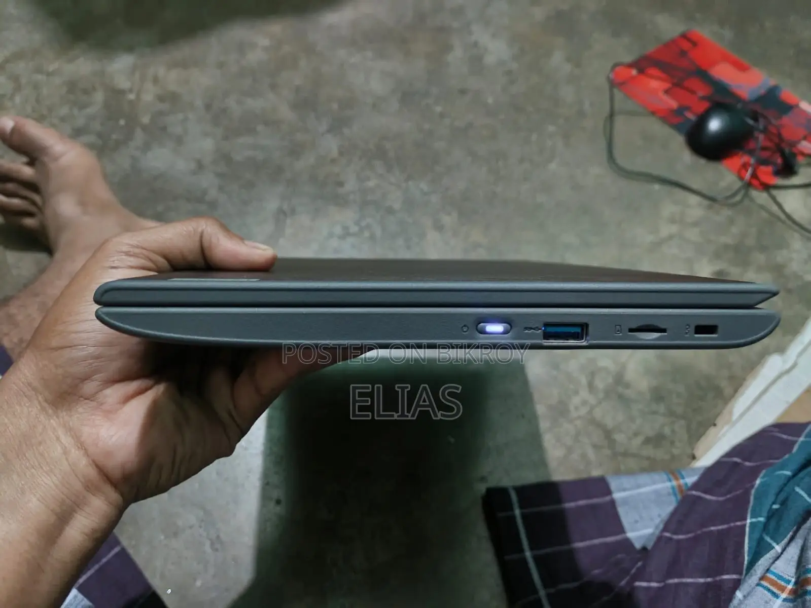 New Laptop Lenovo 4GB SSD 128GB