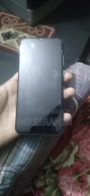 Samsung Galaxy F04 64 GB