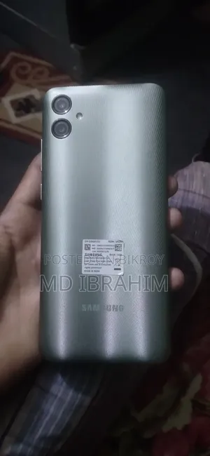 Samsung Galaxy F04 64 GB