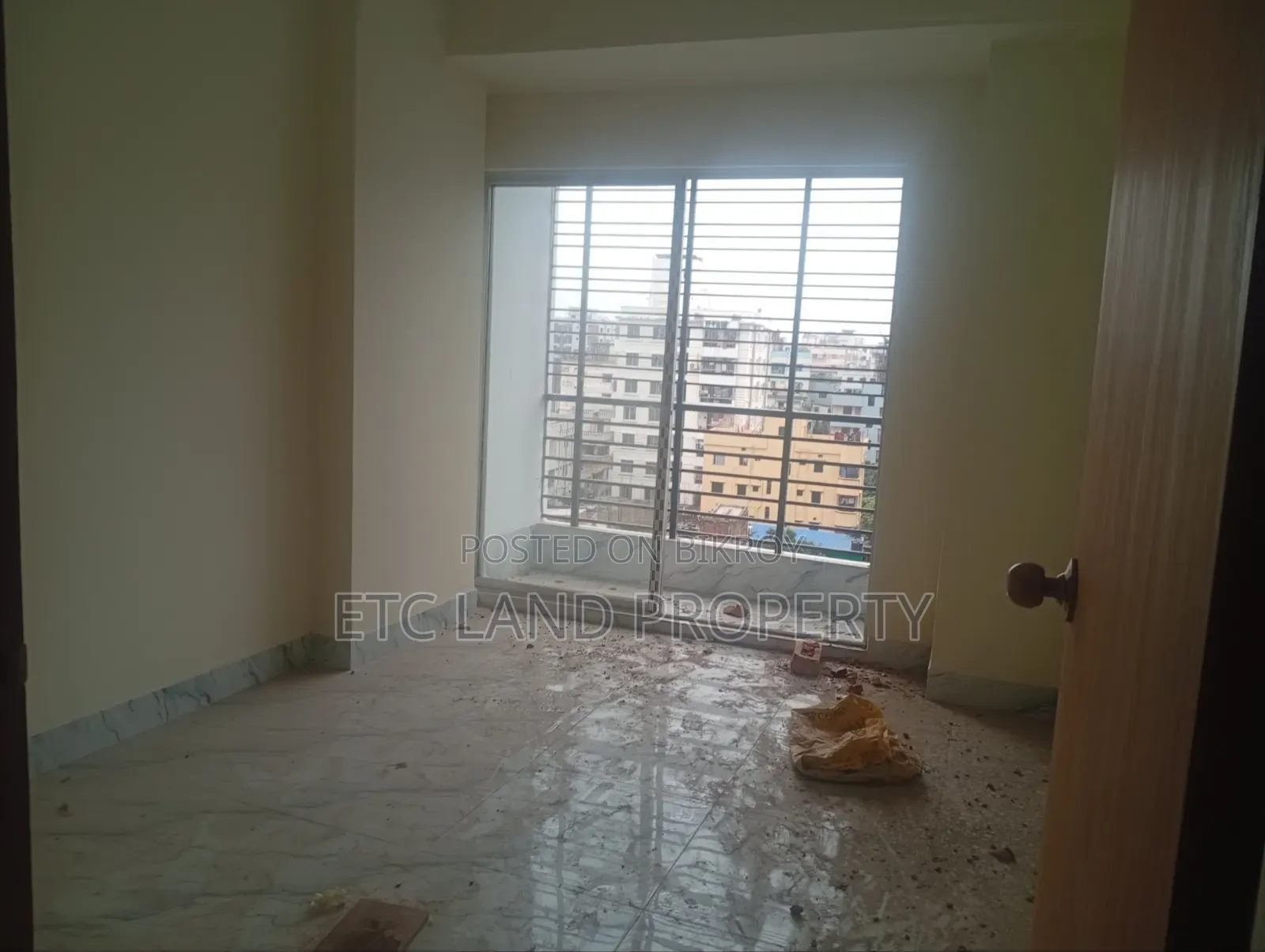 3 Bedroom Apartment in Monipur, 60 Feet Road for sale