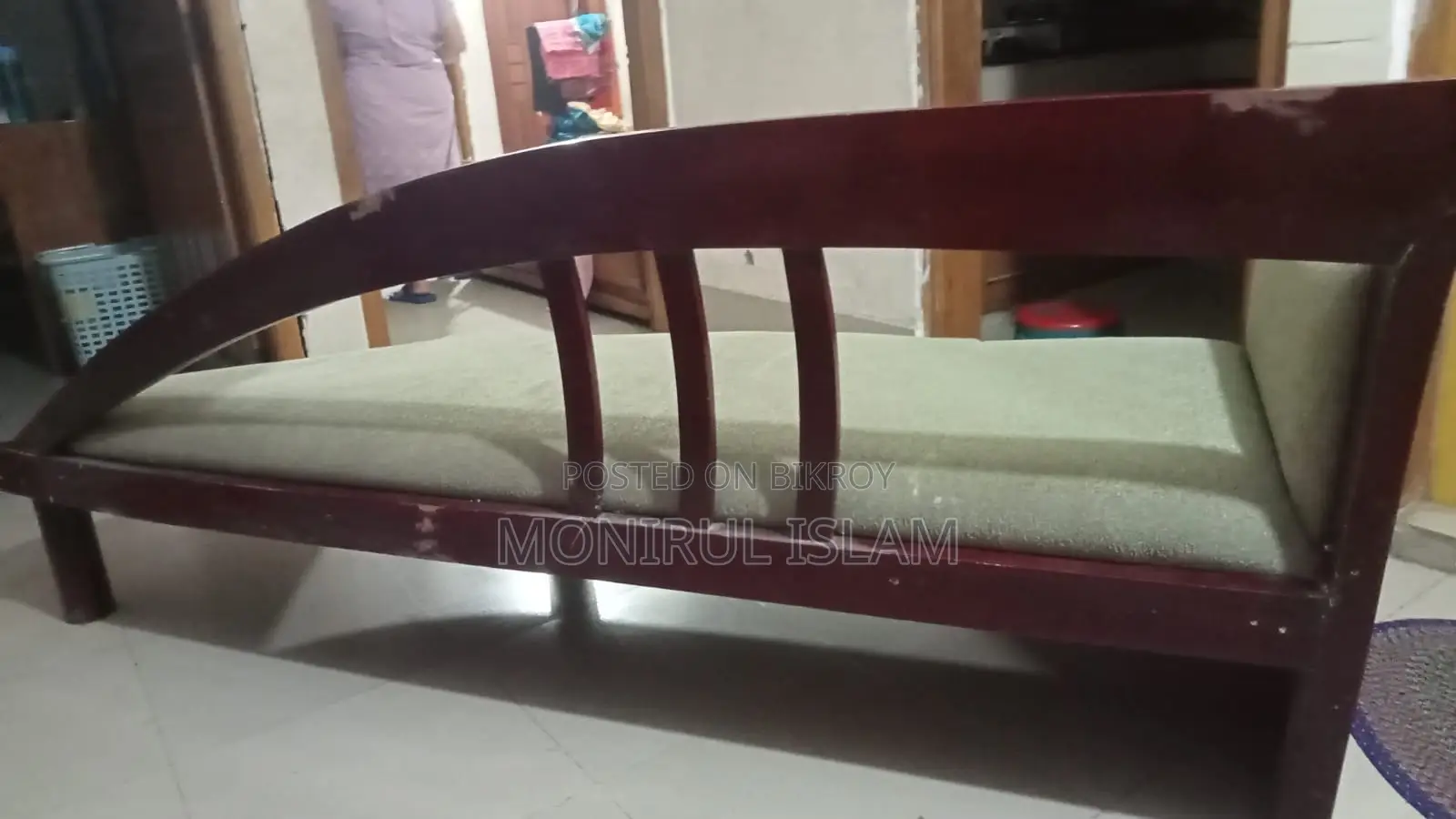 Divan - Oak Wood