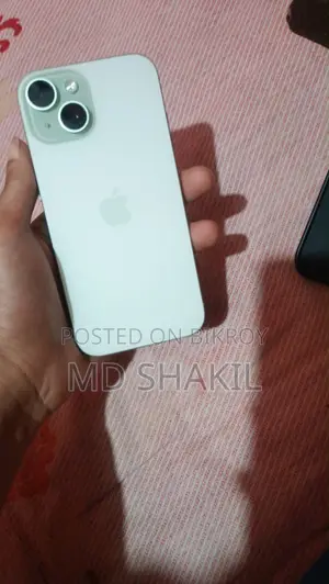 Apple iPhone 15 128 GB Green
