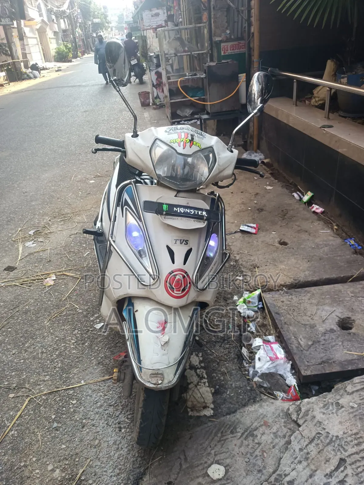 TVS Wego 2016 White