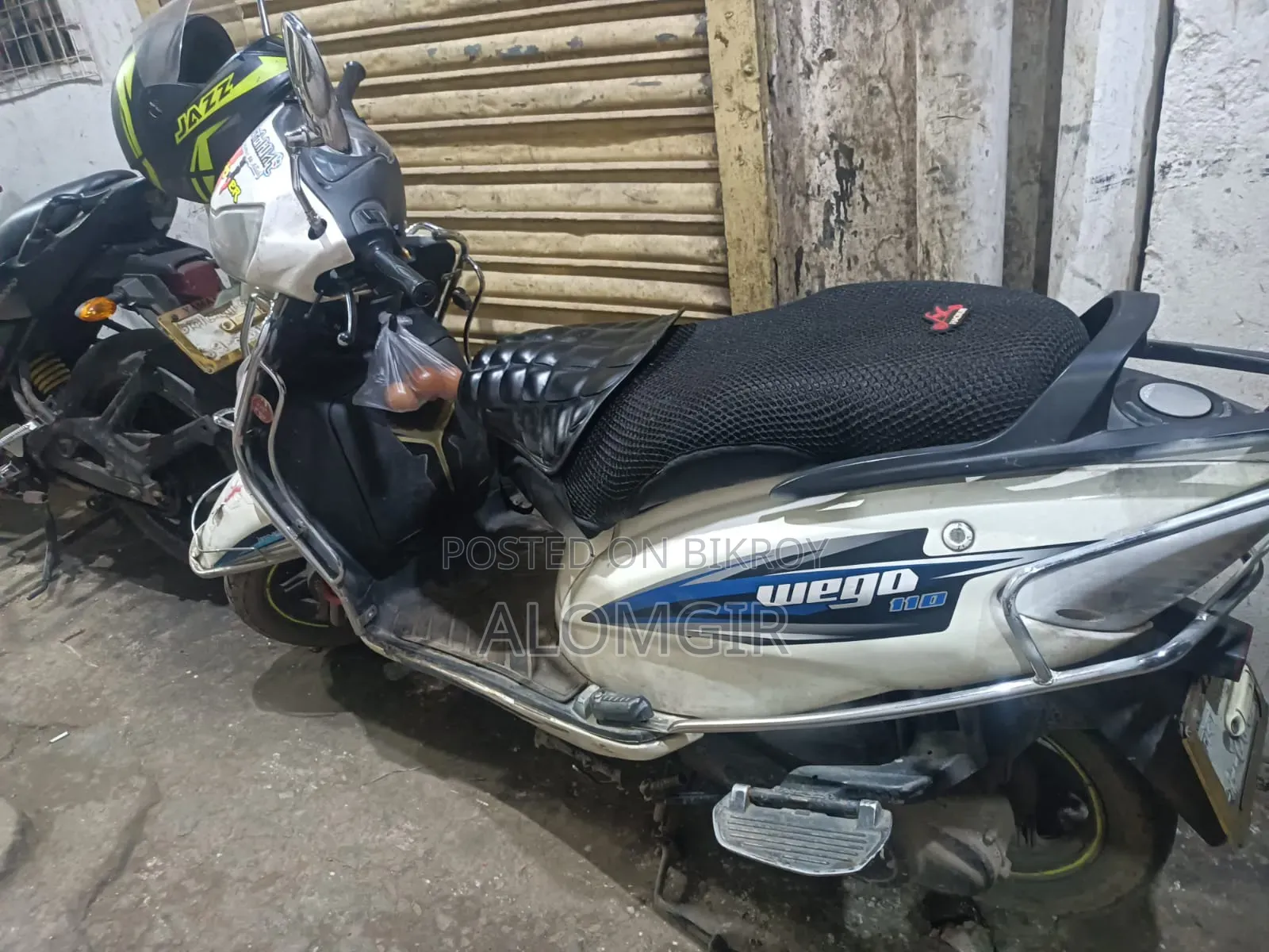 TVS Wego 2016 White
