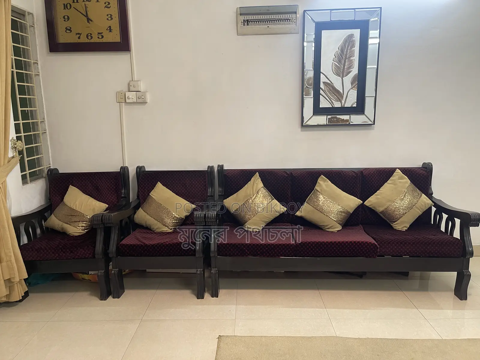Beautiful Teak Wood Sofa Set for Sale (3+1+1)