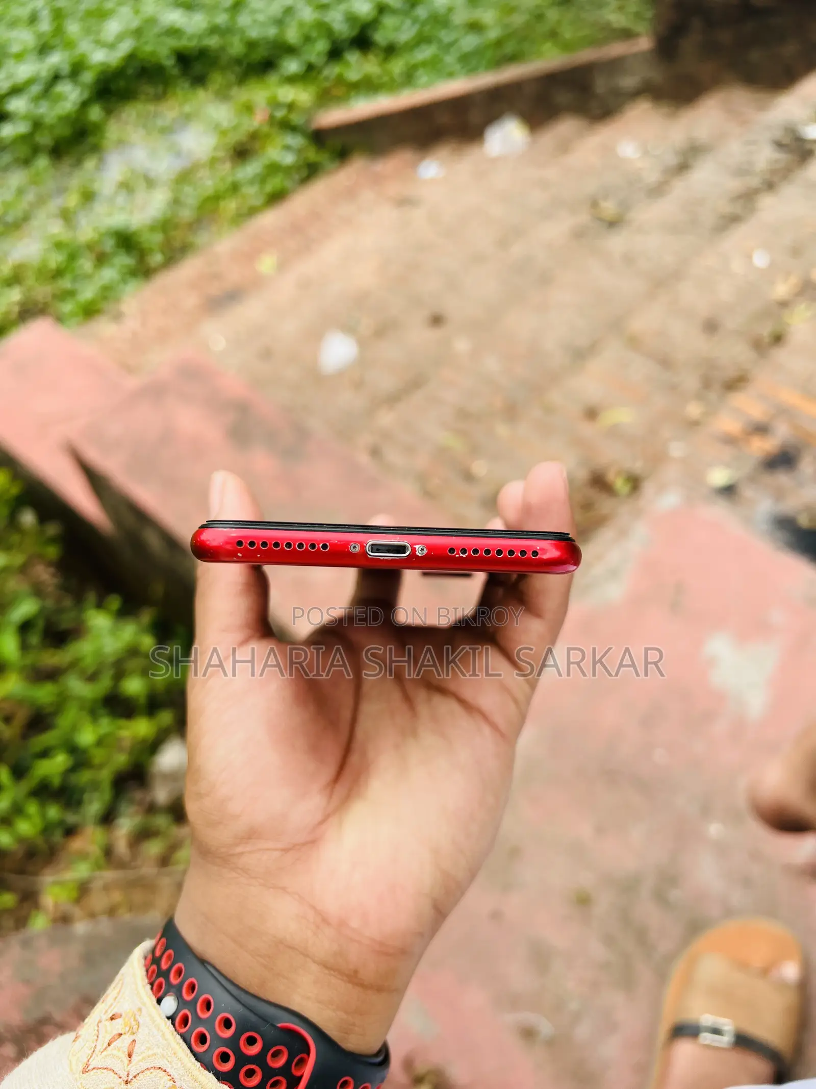 Apple iPhone 8 Plus 64 GB Red