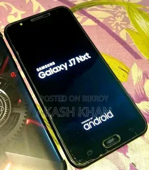 Samsung Galaxy J7 Nxt 16 GB Black