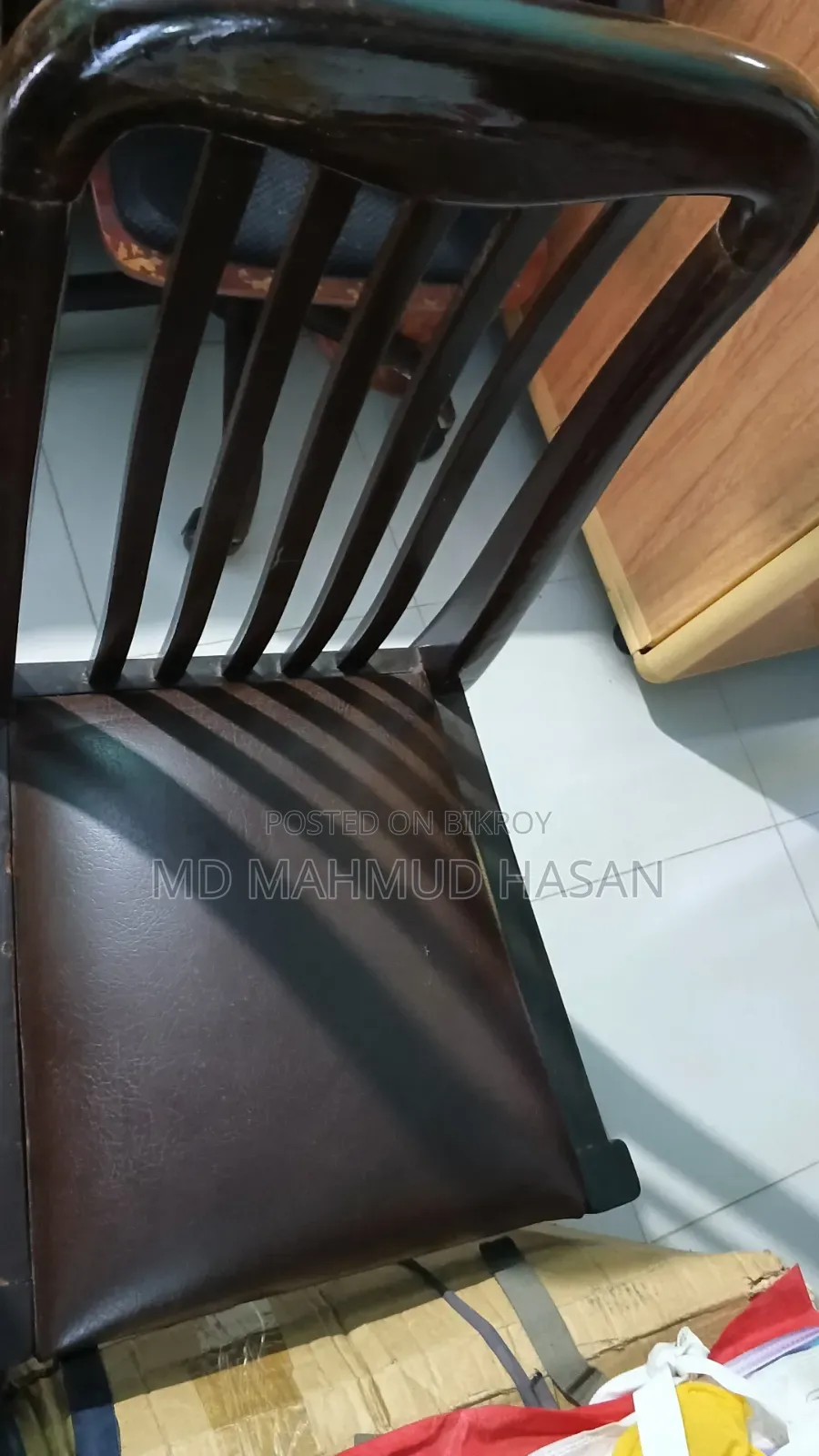 ডাইনিং টেবিল সেট বিক্রয়ের বিজ্ঞপ্তি