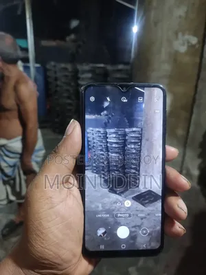 Samsung Galaxy M10 16 GB Blue