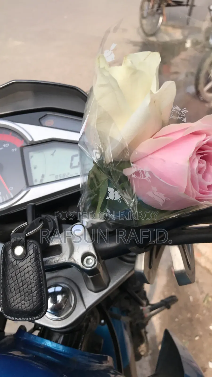 Hero Hero Hunk 150R Dual Disc ABS 2022 Blue