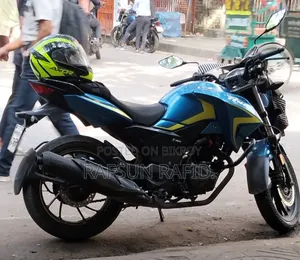 Hero Hero Hunk 150R Dual Disc ABS 2022 Blue