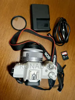 Canon Eos M50 Mark Ii With Kit Lens, Memory Card, Uv Filter