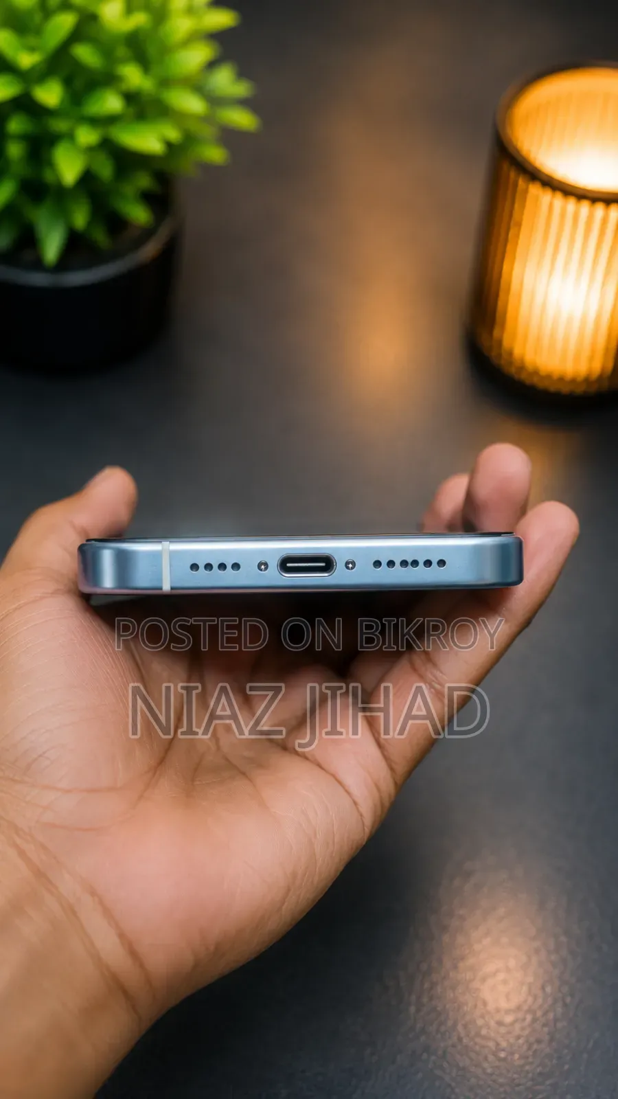অ্যাপল আইফোন ১৫ প্রো ম্যাক্স ২৫৬ জিবি হোয়াইট