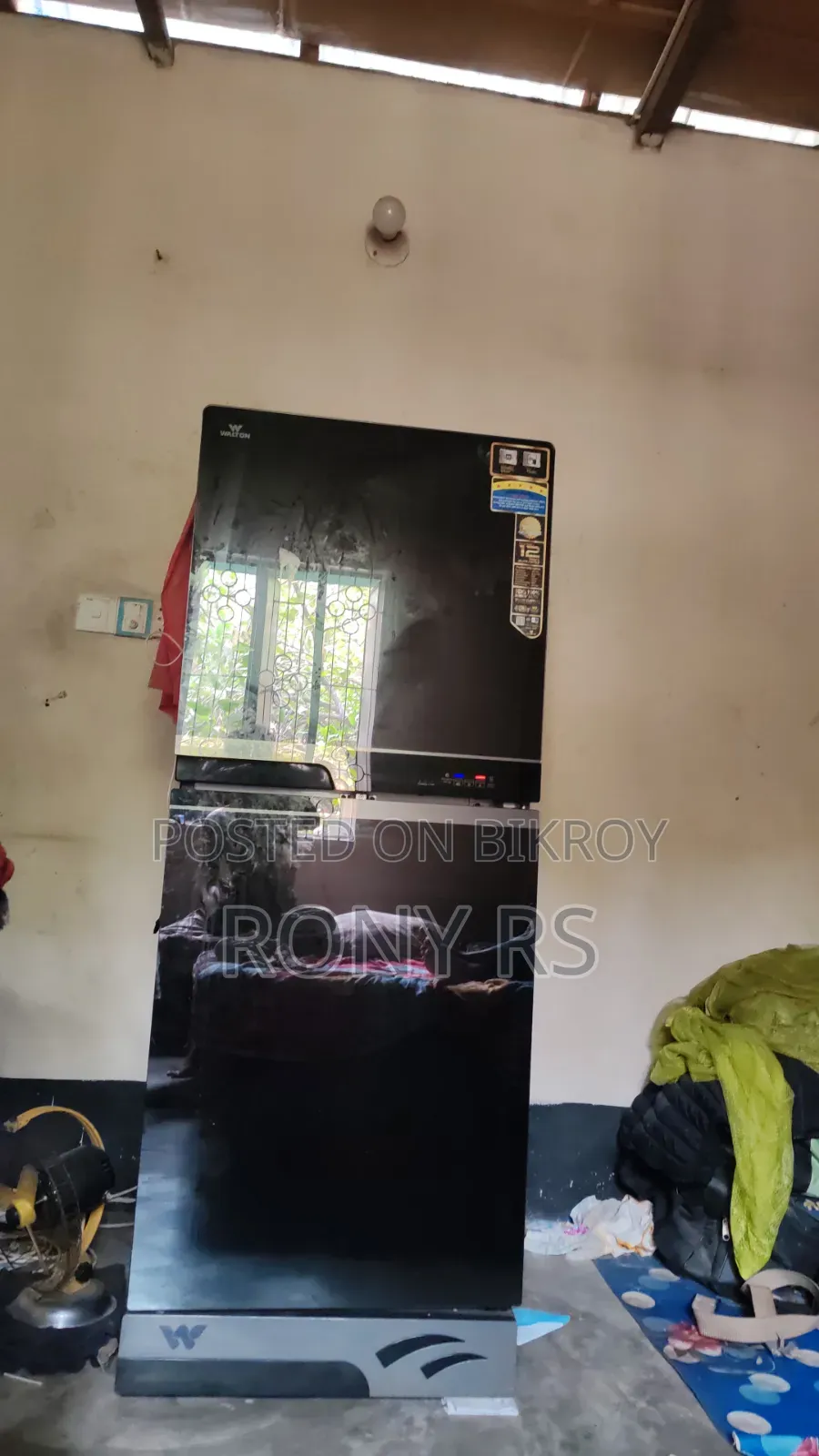 ফ্রিজ বিক্রির জন্য