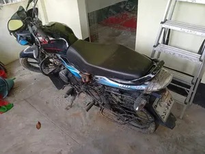 Bajaj Discover 100 2014 Black