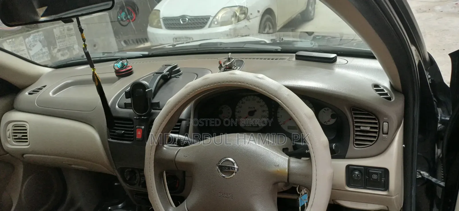 Nissan Sunny 2009 Black