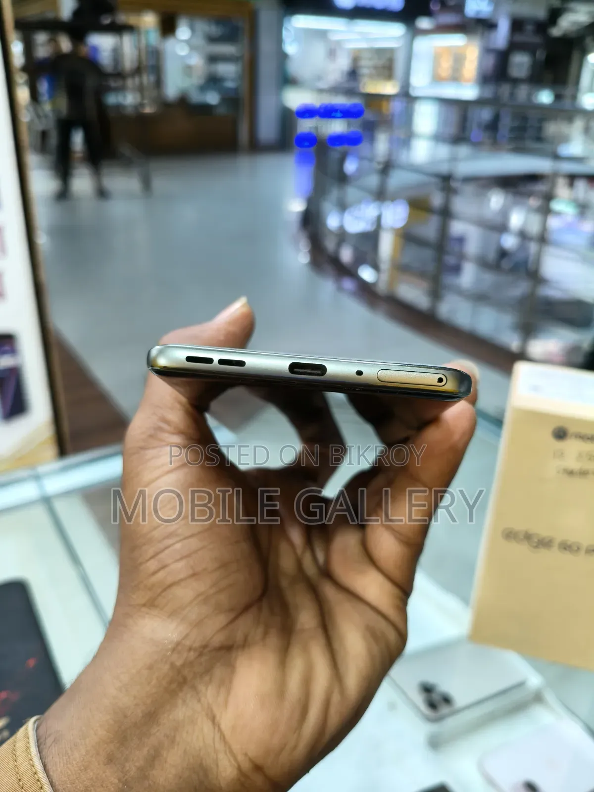 মটোরোলা এজ ৬০ প্রো ২৫৬ জিবি গ্রে