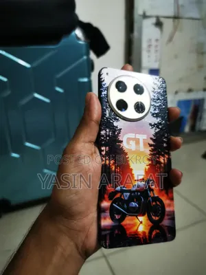টেকনো ক্যামন ৩০ ২৫৬ জিবি গোল্ড