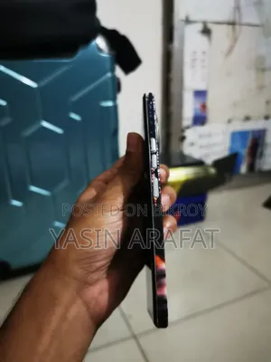টেকনো ক্যামন ৩০ ২৫৬ জিবি গোল্ড